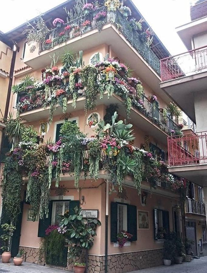 Romantica Casa A Taormina Eksteriør bilde